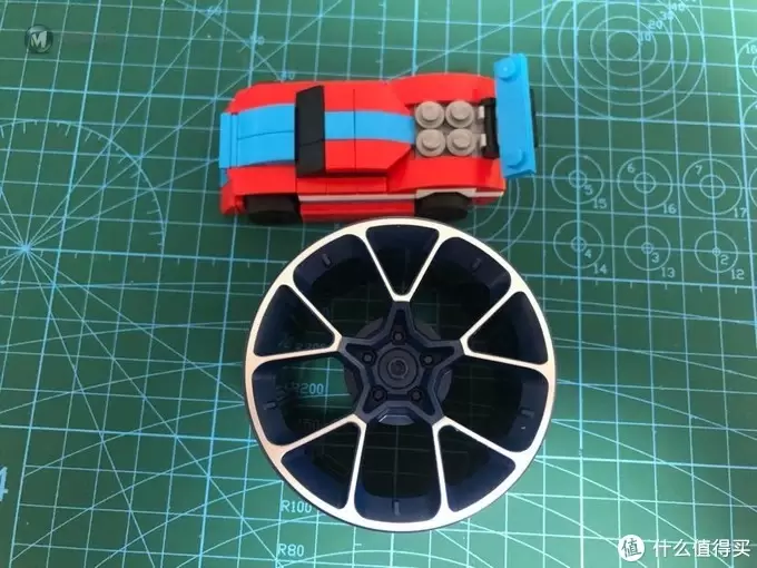 积木们 篇五：首个8速变速箱！乐高42083，Bugatti Chiron