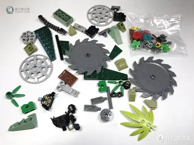 LEGO 乐高 拼拼乐 篇198：心灵之石到来，超级英雄系列 76103 乌鸦座长刃的利刃攻袭