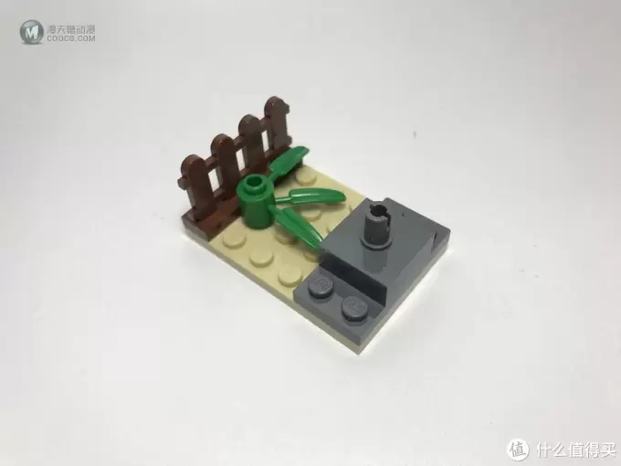 #全民分享季#剁主计划-北京#LEGO 乐高 小拼砌师系列 10733 板牙的垃圾场