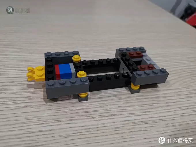 老杨的玩具仓库 篇五十六：LEGO 创意百变系列 3in1 31107 月球探测车 评测