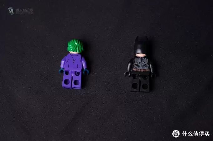 一不小心落坑里：LEGO 乐高 76023 Tumbler 蝙蝠车电影版开箱