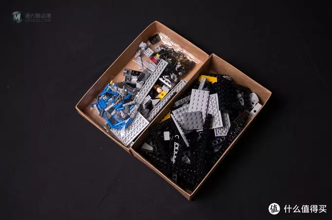一不小心落坑里：LEGO 乐高 76023 Tumbler 蝙蝠车电影版开箱