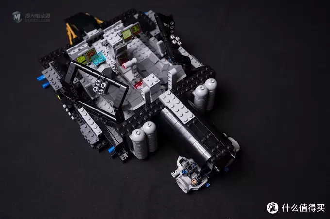 一不小心落坑里：LEGO 乐高 76023 Tumbler 蝙蝠车电影版开箱