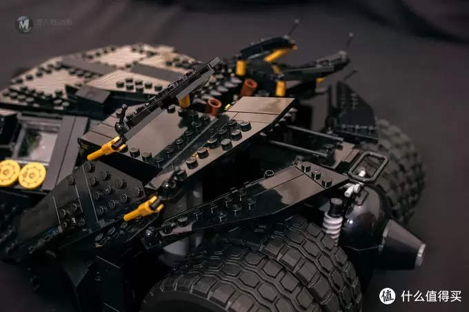 一不小心落坑里：LEGO 乐高 76023 Tumbler 蝙蝠车电影版开箱