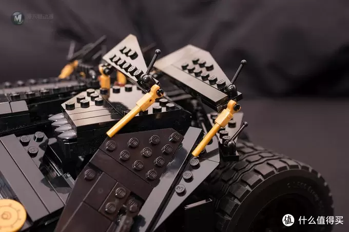 一不小心落坑里：LEGO 乐高 76023 Tumbler 蝙蝠车电影版开箱
