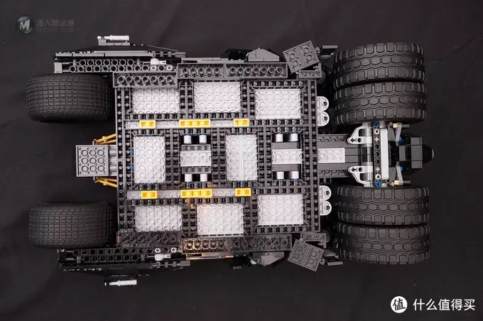 一不小心落坑里：LEGO 乐高 76023 Tumbler 蝙蝠车电影版开箱