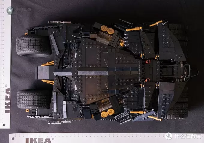 一不小心落坑里：LEGO 乐高 76023 Tumbler 蝙蝠车电影版开箱