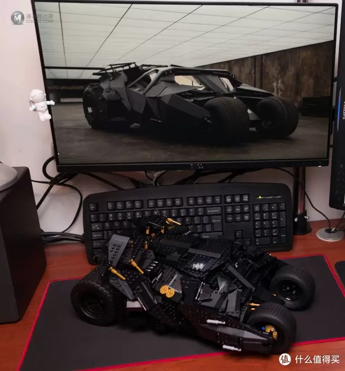 一不小心落坑里：LEGO 乐高 76023 Tumbler 蝙蝠车电影版开箱