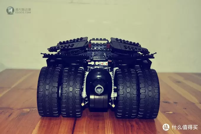 单反毁一生，LEGO穷三代 篇三十一：【ebay好物分享会】超级英雄配超级豪车 LEGO 76023 UCS 蝙蝠侠装甲车