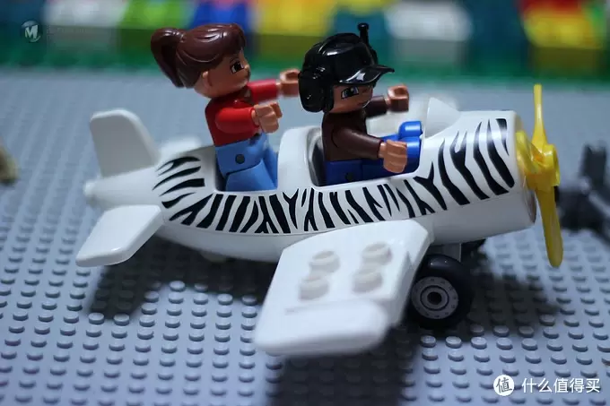 小心，有猛兽出没：LEGO 乐高 得宝主题拼砌系列 动物园全家福 6156