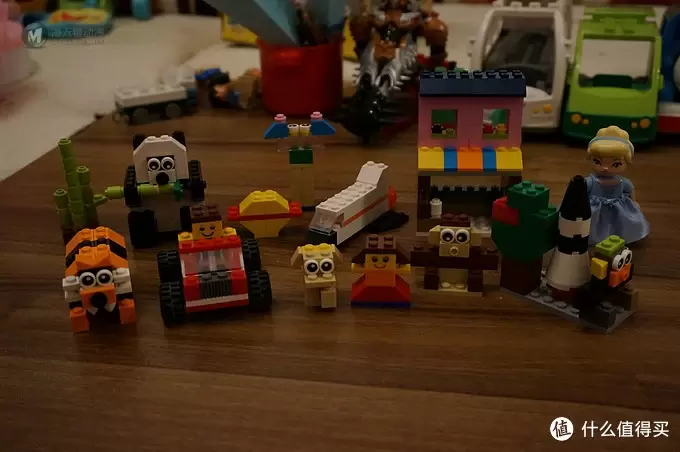 4岁女娃与LEGO小颗粒：晒LEGO 乐高 基础创意拼砌系列 10681