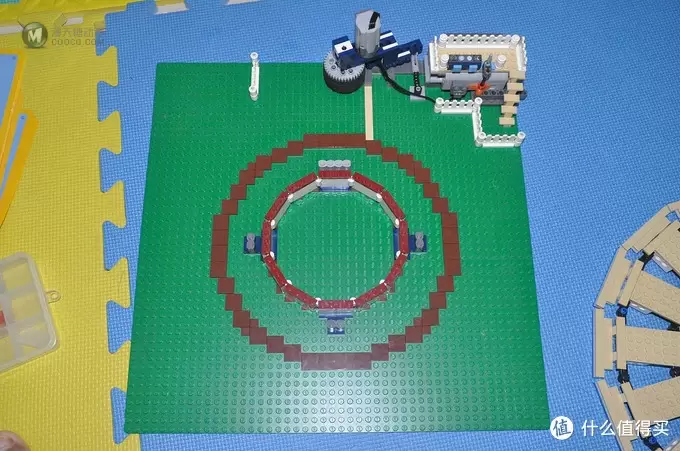 单反毁一生，LEGO穷三代 篇二十：【ebay好物分享会】每个女孩心中都有一个旋转木马的梦——年终巨献 LEGO 10196 旋转木马