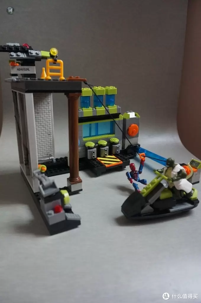 满是童趣和回忆：晒熊孩子的一堆 LEGO 乐高和类乐高