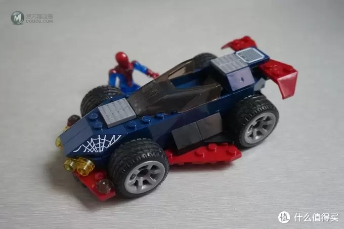 满是童趣和回忆：晒熊孩子的一堆 LEGO 乐高和类乐高