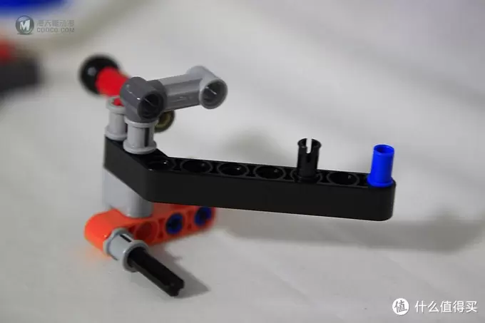 巨无霸来了：LEGO 乐高9398机械组2012年旗舰遥控四驱越野车