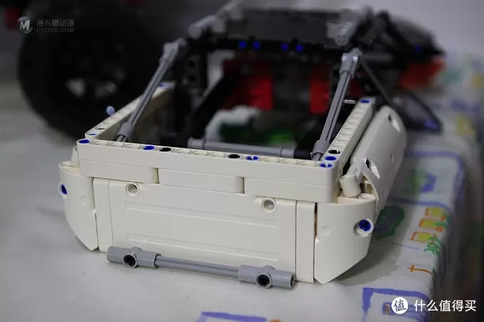 巨无霸来了：LEGO 乐高9398机械组2012年旗舰遥控四驱越野车
