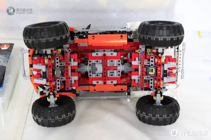巨无霸来了：LEGO 乐高9398机械组2012年旗舰遥控四驱越野车