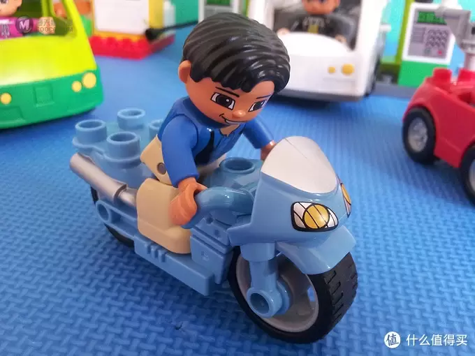 汽车总动员：LEGO 乐高 得宝主题拼砌系列 燃气站 6171