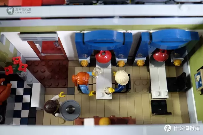 我的街景系列 篇二：浪漫的 LEGO 乐高 创意系列 巴黎餐厅 Parisian Restaurant 10243