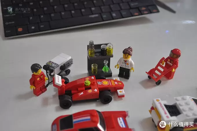 单反毁一生，LEGO穷三代 篇十：LEGO 乐高 壳牌 法拉利回力小车