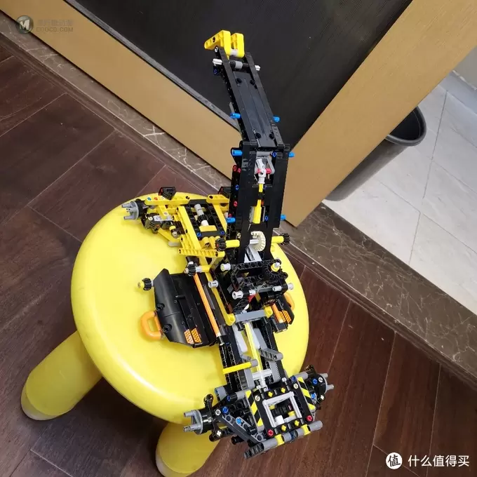 老杨的玩具仓库 篇十二：乐高机械组 42081 沃尔沃概念式装载机