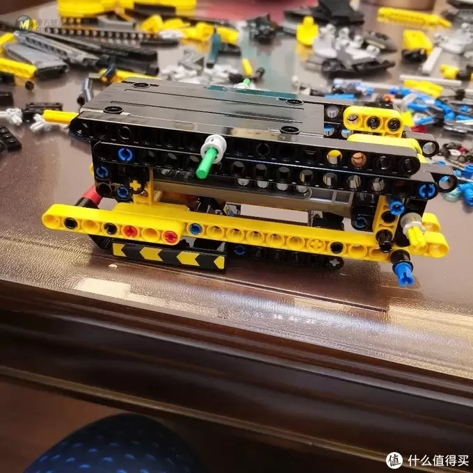 老杨的玩具仓库 篇十二：乐高机械组 42081 沃尔沃概念式装载机