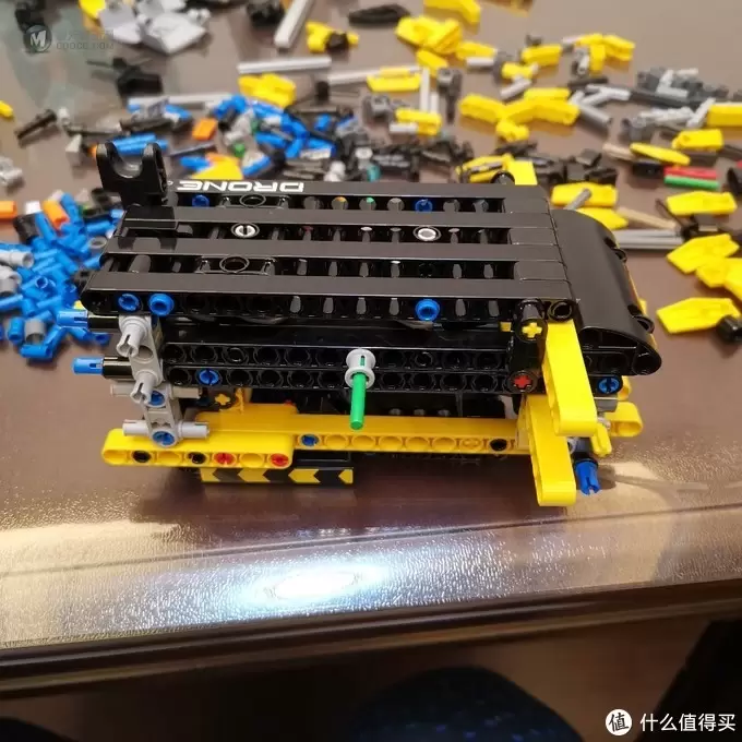 老杨的玩具仓库 篇十二：乐高机械组 42081 沃尔沃概念式装载机