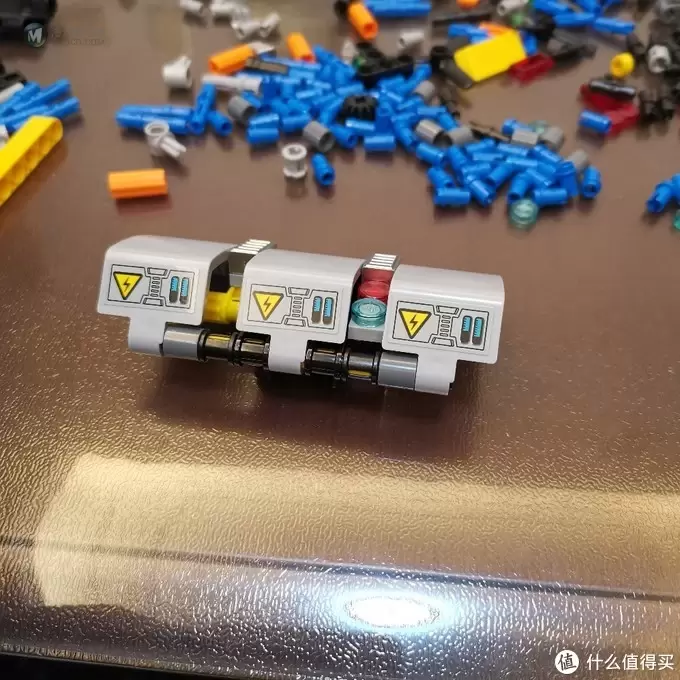 老杨的玩具仓库 篇十二：乐高机械组 42081 沃尔沃概念式装载机