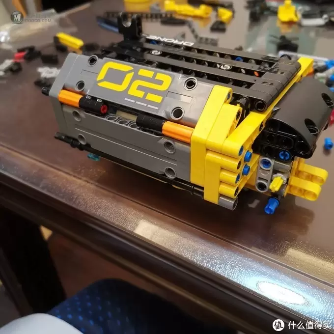 老杨的玩具仓库 篇十二：乐高机械组 42081 沃尔沃概念式装载机