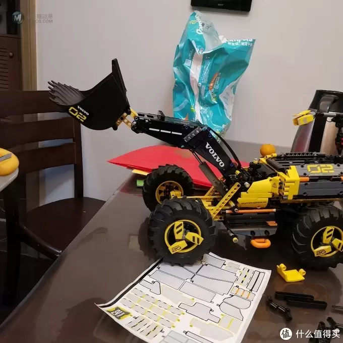 老杨的玩具仓库 篇十二：乐高机械组 42081 沃尔沃概念式装载机