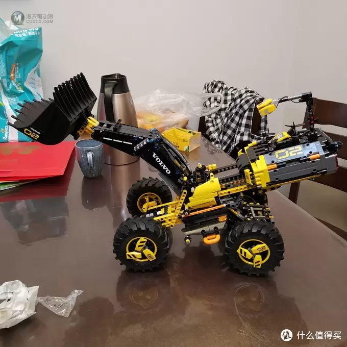 老杨的玩具仓库 篇十二：乐高机械组 42081 沃尔沃概念式装载机