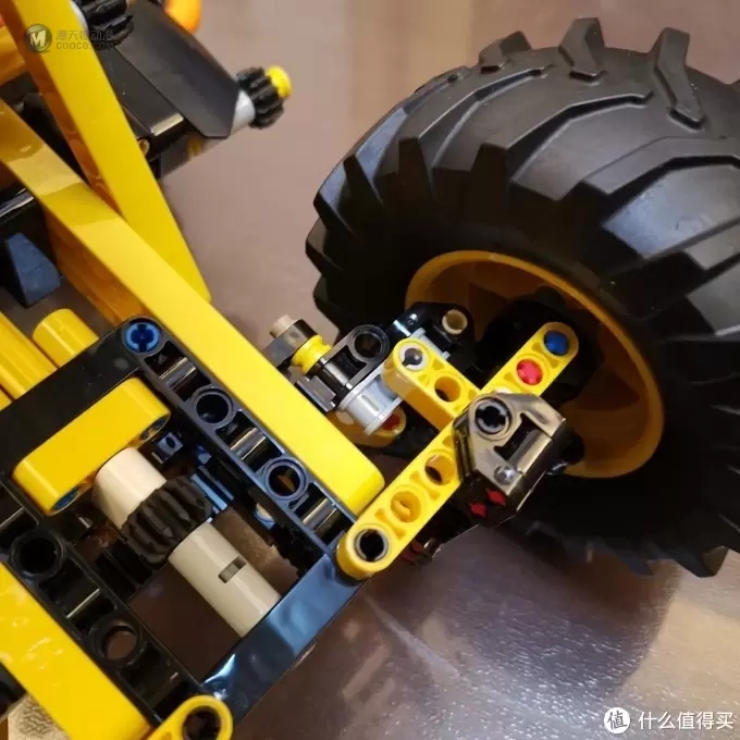 老杨的玩具仓库 篇十二：乐高机械组 42081 沃尔沃概念式装载机