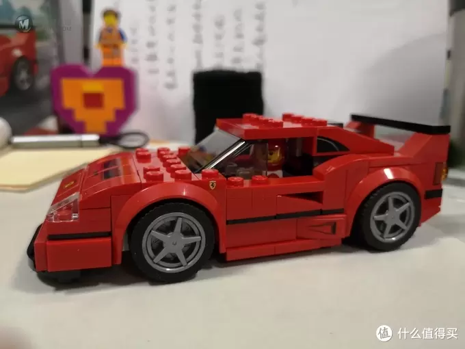乐高75890—法拉利F40，赏中国红，庆中国年！