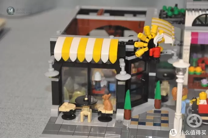 单反毁一生，LEGO穷三代 篇一百三十五：LEGO 乐高 街景 10255 10周年集会广场