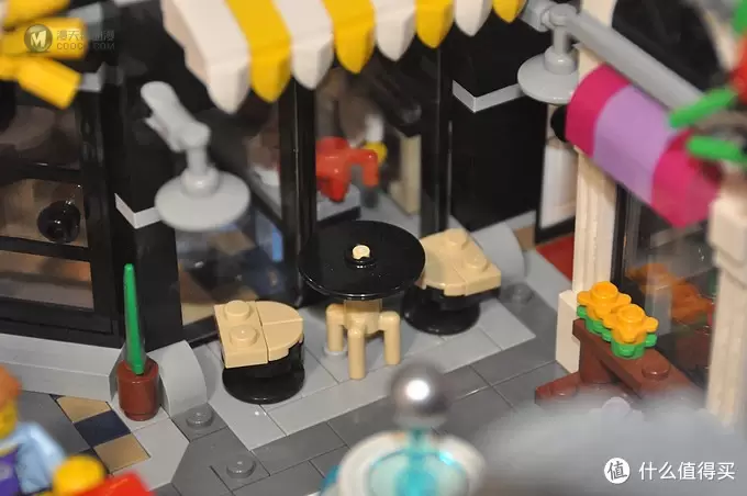 单反毁一生，LEGO穷三代 篇一百三十五：LEGO 乐高 街景 10255 10周年集会广场