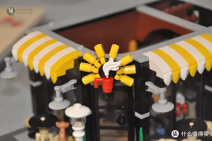 单反毁一生，LEGO穷三代 篇一百三十五：LEGO 乐高 街景 10255 10周年集会广场