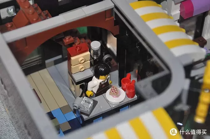 单反毁一生，LEGO穷三代 篇一百三十五：LEGO 乐高 街景 10255 10周年集会广场