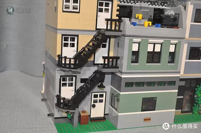 单反毁一生，LEGO穷三代 篇一百三十五：LEGO 乐高 街景 10255 10周年集会广场