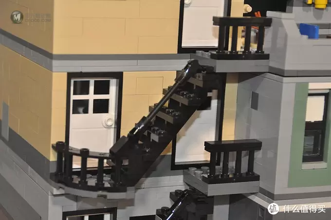 单反毁一生，LEGO穷三代 篇一百三十五：LEGO 乐高 街景 10255 10周年集会广场