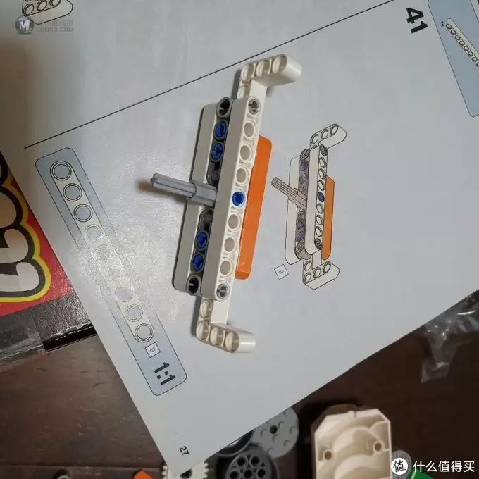 老杨的玩具仓库 篇十：乐高机械组 42052 双旋翼运输直升机