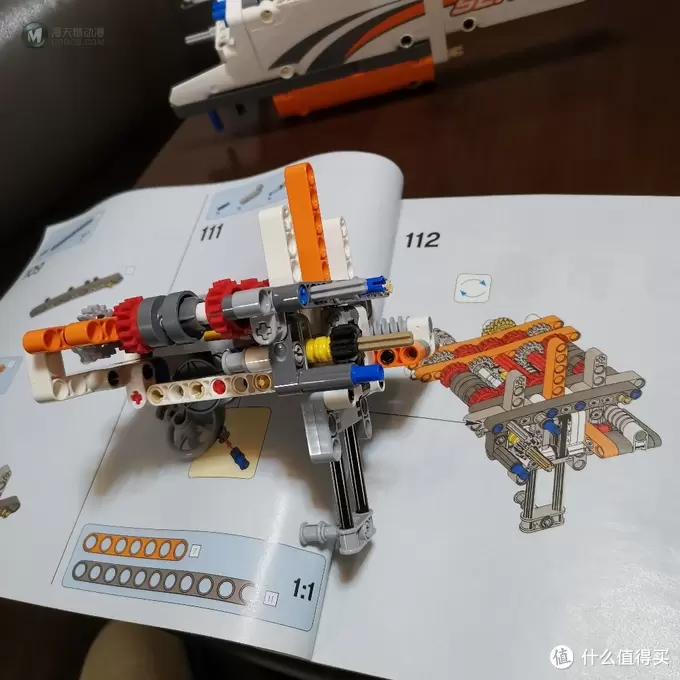 老杨的玩具仓库 篇十：乐高机械组 42052 双旋翼运输直升机
