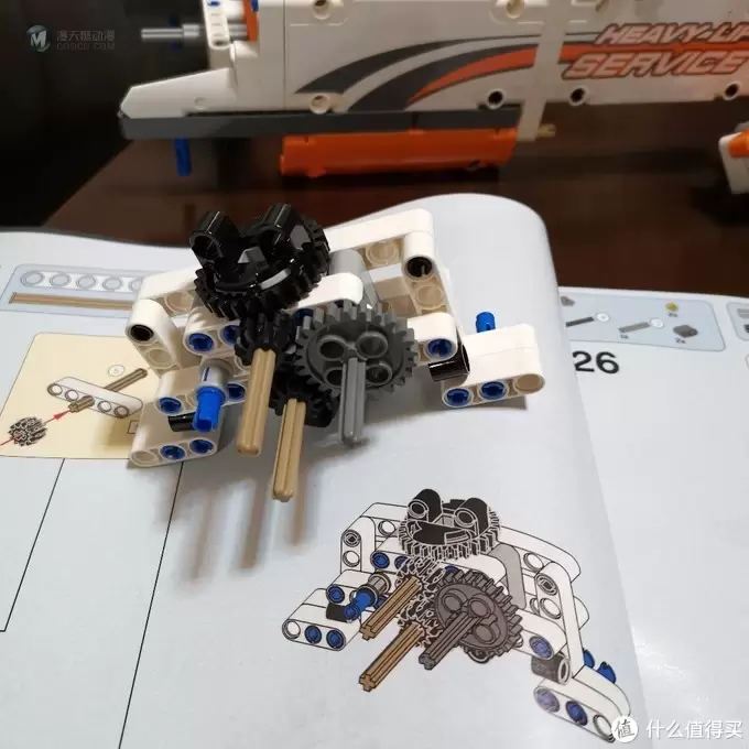 老杨的玩具仓库 篇十：乐高机械组 42052 双旋翼运输直升机