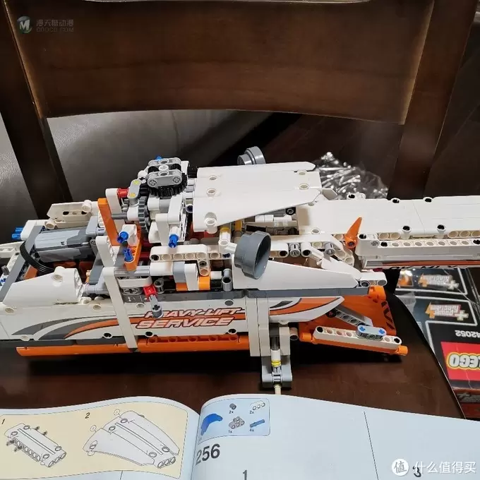 老杨的玩具仓库 篇十：乐高机械组 42052 双旋翼运输直升机