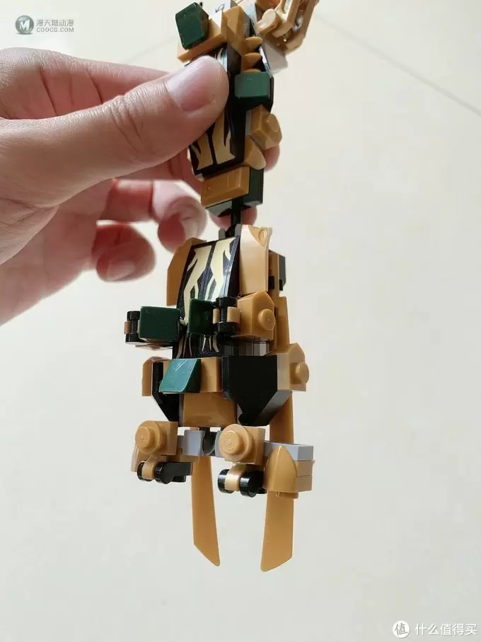 乐高拼搭指北：乐高幻影忍者70666 黄金烈焰眼镜蛇