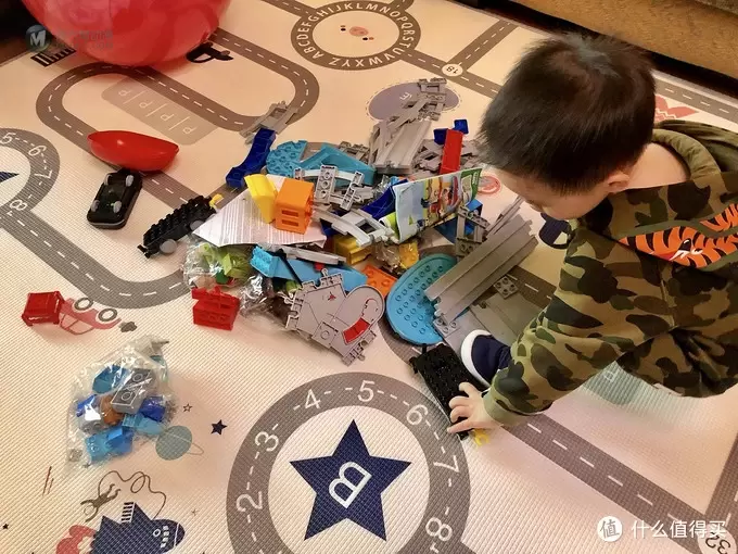 在家进行STEAM教学 乐高得宝系列之智能货运火车长测