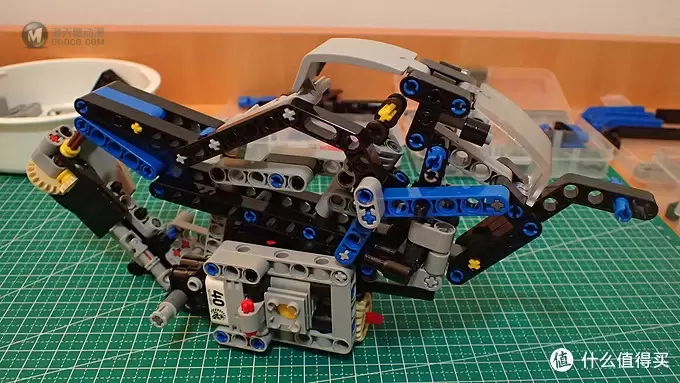 存钱买LEGO 篇九：TECHNIC 科技系列 42063 飞天宝马摩托（B模式）