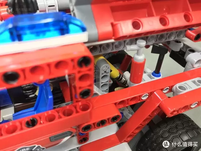 LEGO 乐高机械组 Technic 42075 紧急救援车