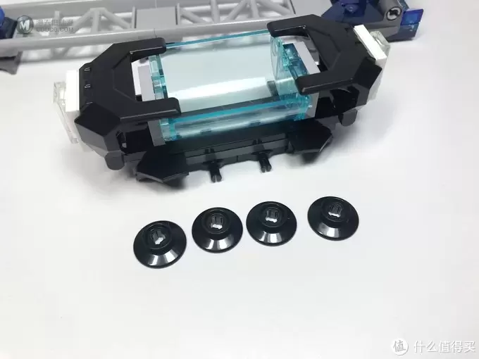 黑人英雄：乐高 超级英雄系列 76099 矿场犀牛大对决