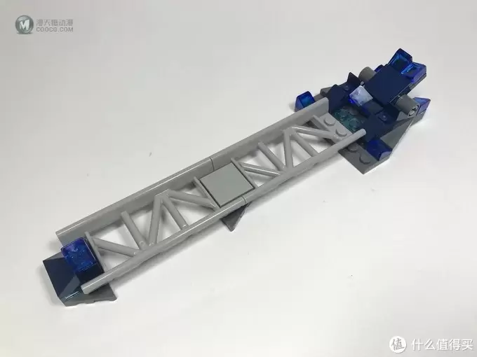 黑人英雄：乐高 超级英雄系列 76099 矿场犀牛大对决