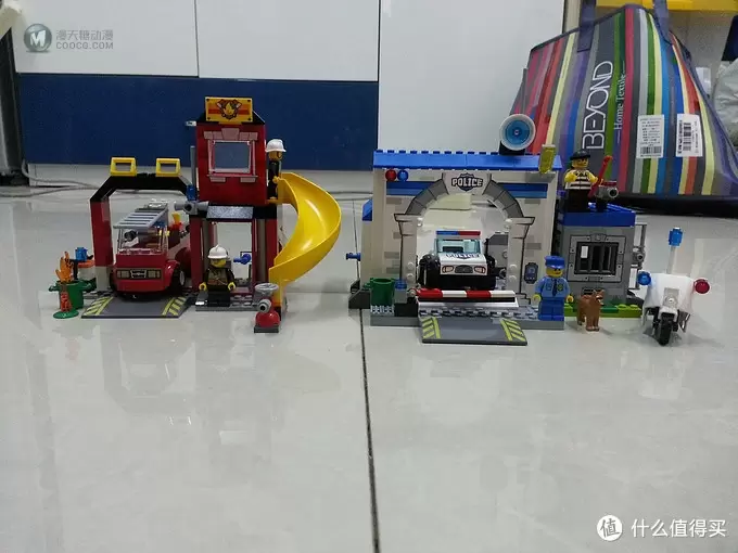 LEGO 乐高 小拼砌师系列 10675警察大追捕、10671火警救援队